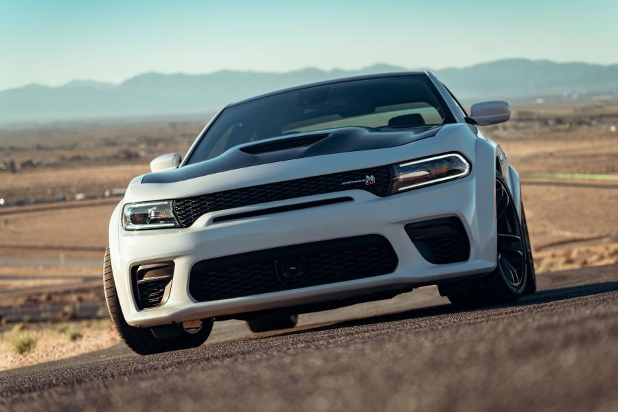  Dodge Charger Scat Pack Widebody 2019 года  (фото 20 из 79)